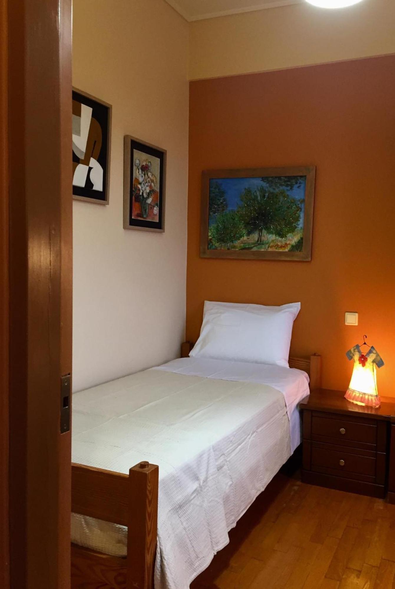 Small Apartment Near Athens Airport Pikérmion Extérieur photo
